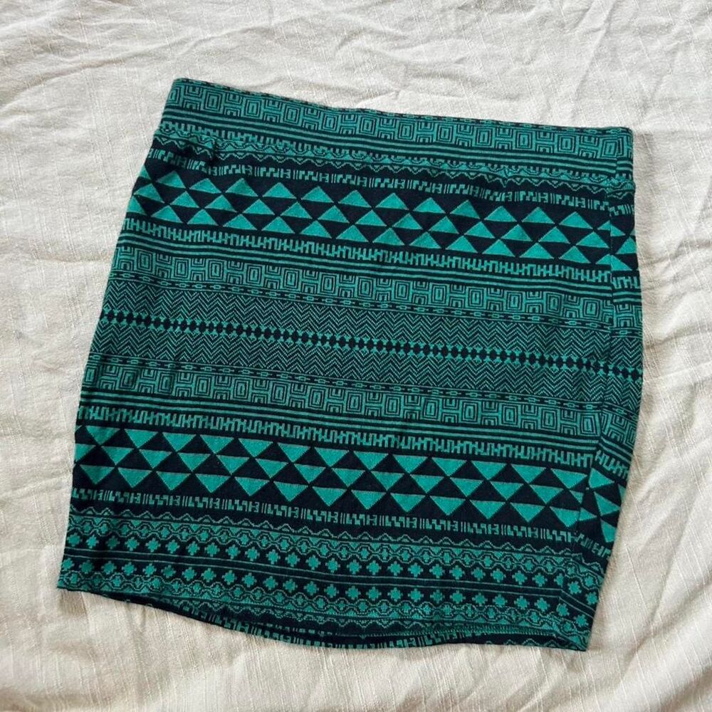 SPARKLE & FADE Indie Sleaze Aztec Mini Skirt Urban Outfitters M